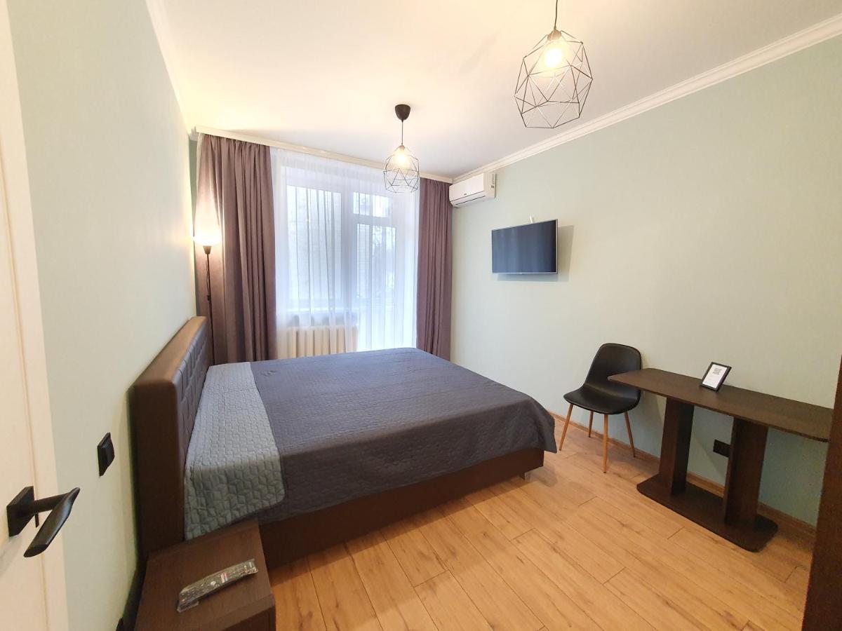 All New And Cozy Apartment In The Silence Center Chisinau Luaran gambar